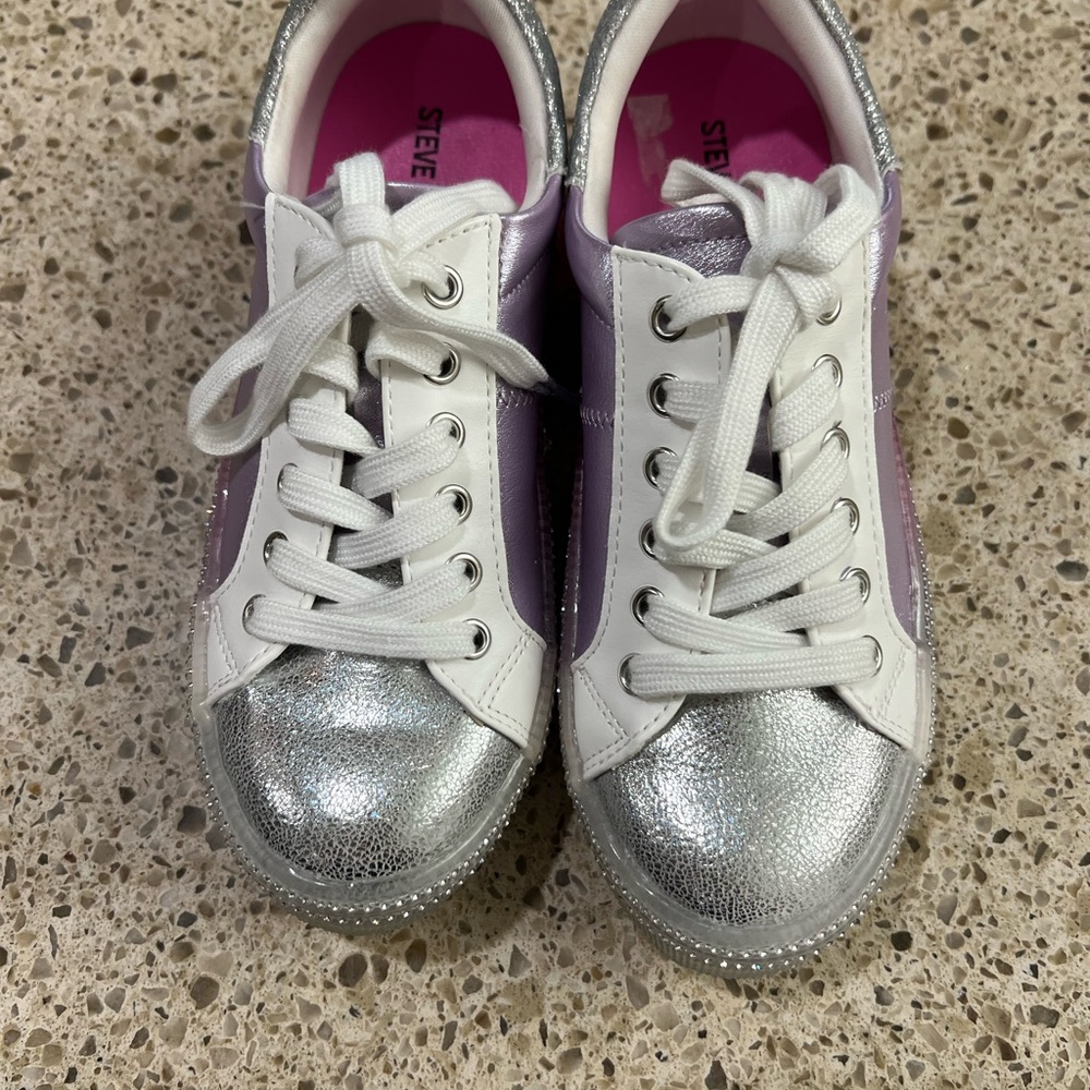 Steve Madden Kids' Metallic Silver and White Sneakers